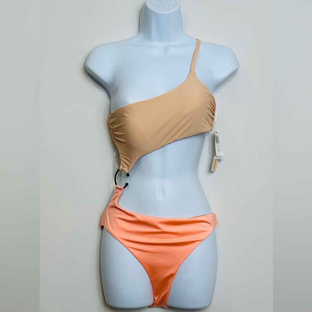 Sports Illustrated Cut Out One Piece Bathing Suit Size 8 NWT